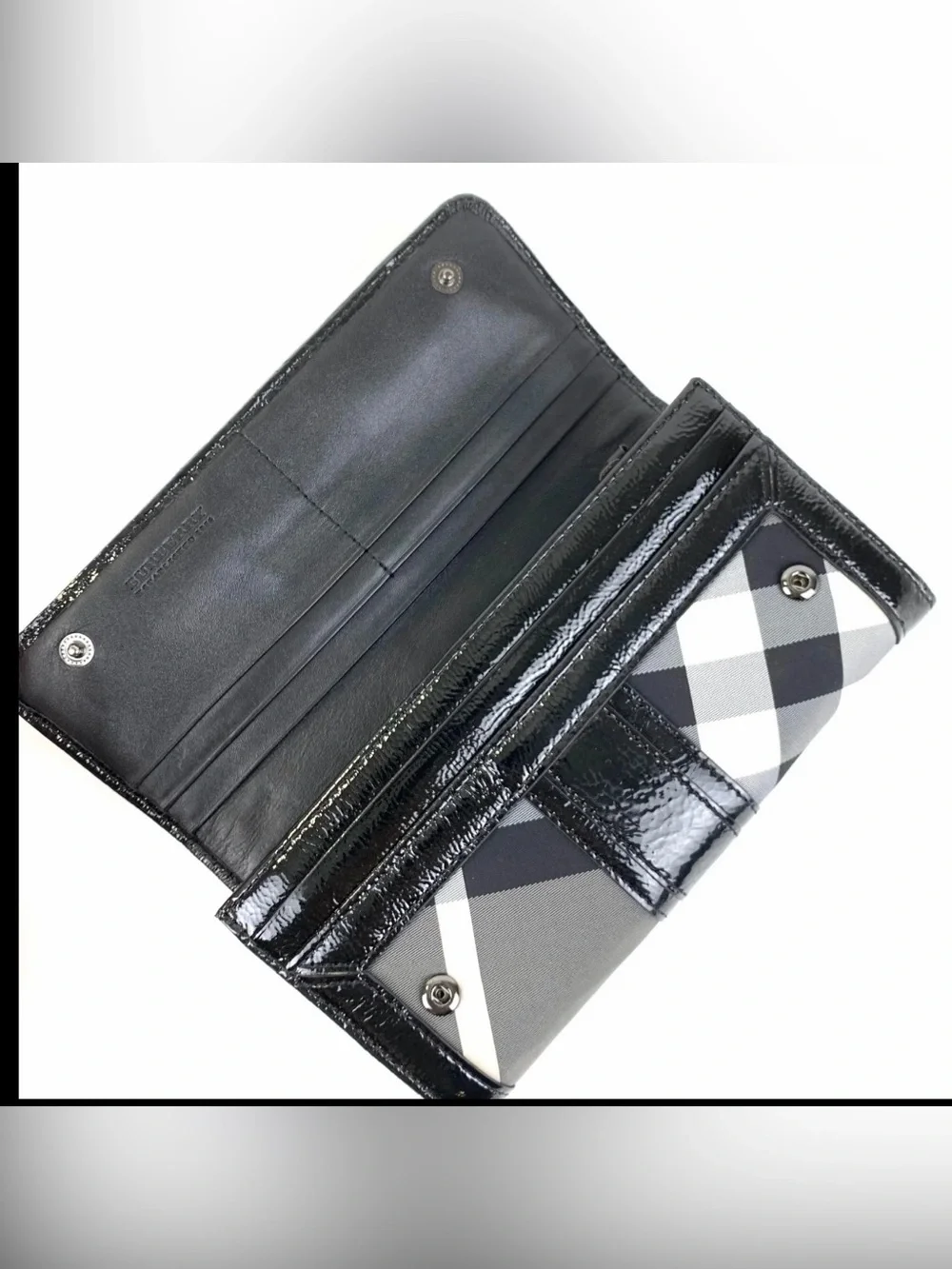 Burberry Beat Check Penrose Continental Wallet - Picture 10 of 14